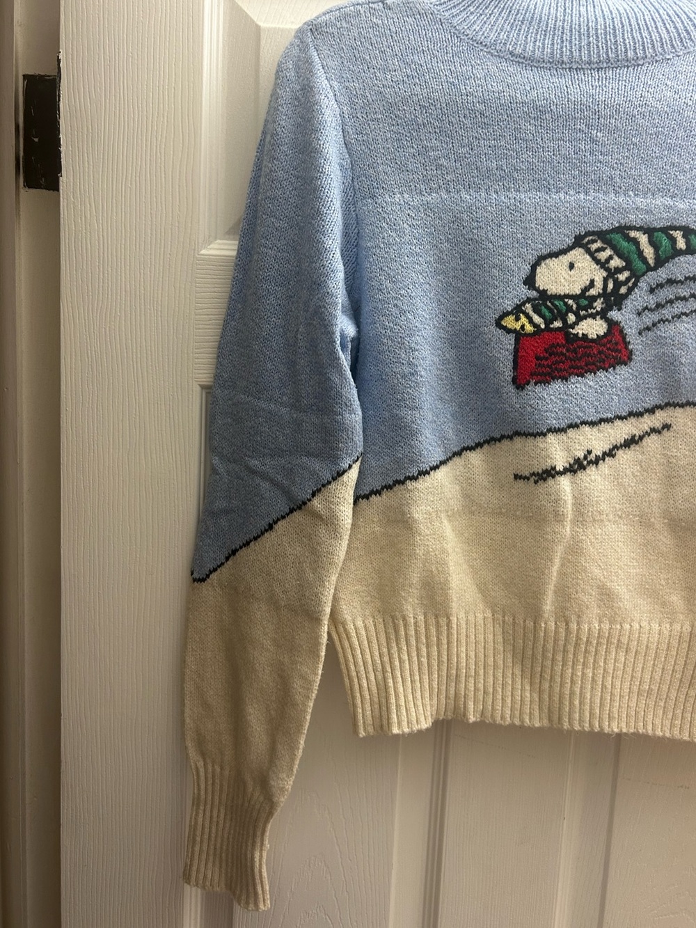 Women’s Snoopy turtleneck sweater - Picture 3 of 4